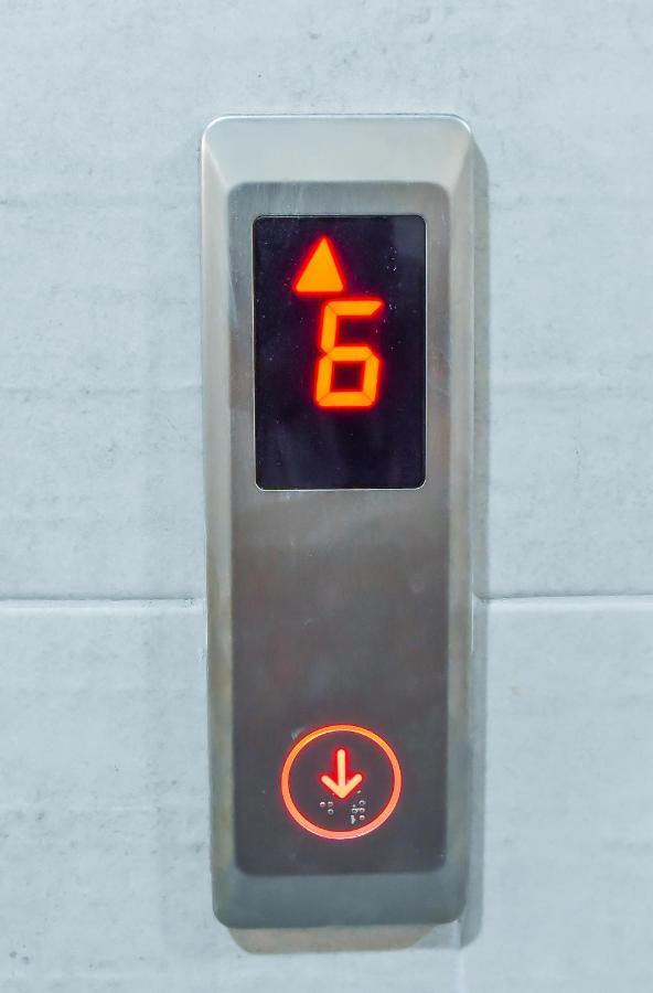 Valkhida'S Apartment 库塔伊西 外观 照片